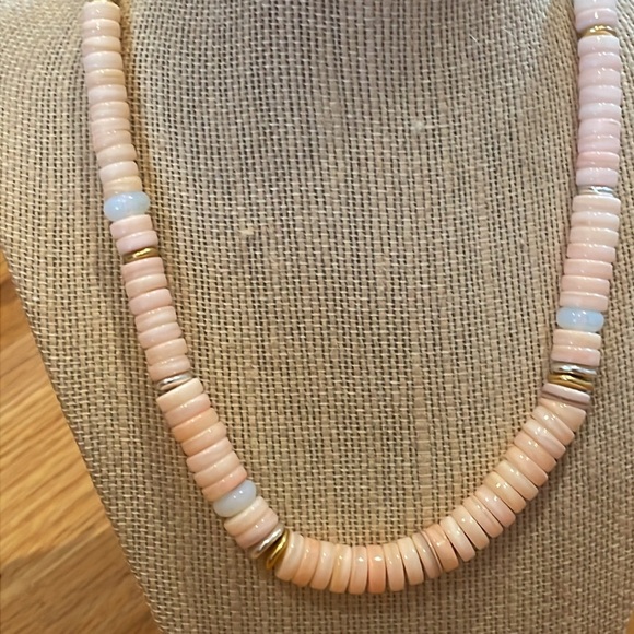 Madewell Pink Mother-of-Pearl Beaded Necklace Coastal Beachy style - Picture 5 of 9
